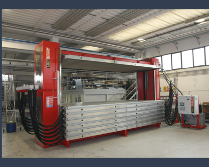 Vaccuum drying machine