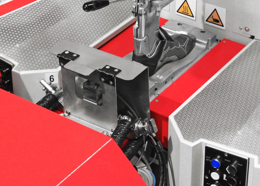 Injection Moldung Machine used in Footwear Manufacturing