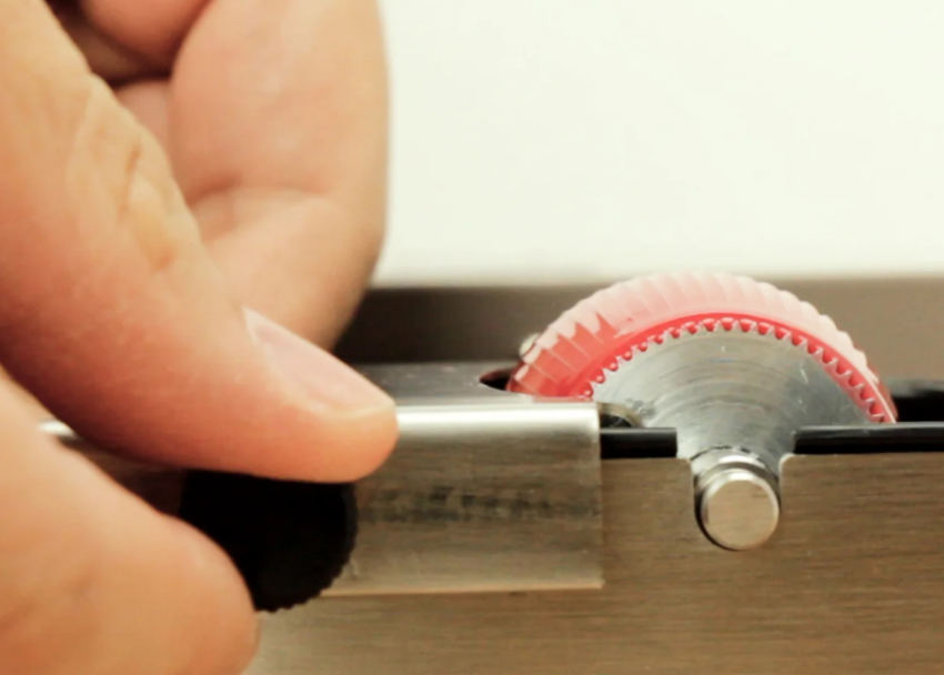 Manual Edge Coloring Roller Machine