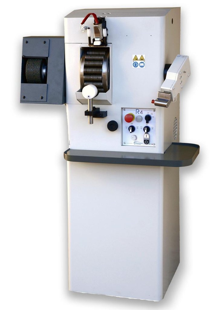 Toe Pounding and Bottom Flattening Machine