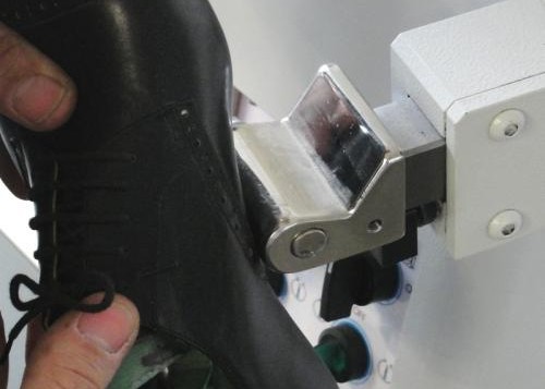 Bottom Flattening Machine in Full Shoe Assembly