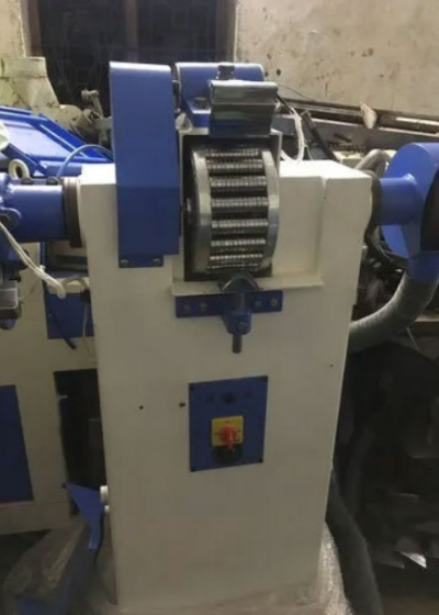 Toe Pounding Machine used in Full Shoe Manufacturing
