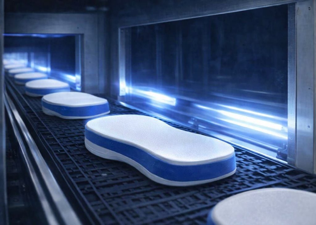 UV treatment tunnel for EVA components.