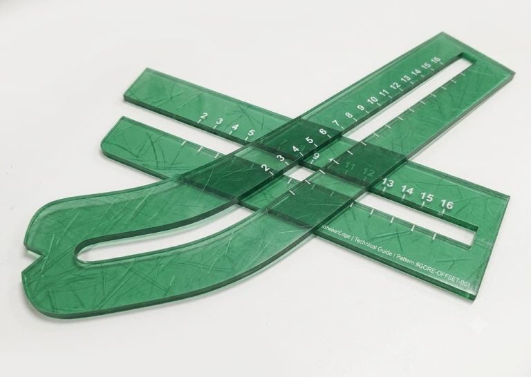 Side-zip boot pattern showing ideal zipper curve and marked zipper lengths